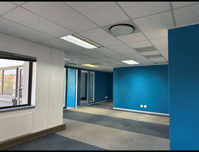703M² OFFICE TO LET IN CENTURION CENTRAL